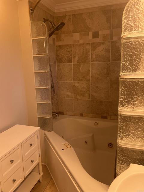 Detail Gallery Image 14 of 15 For Tuttle St, Carlsbad,  CA 92008 - 1 Beds | 1 Baths