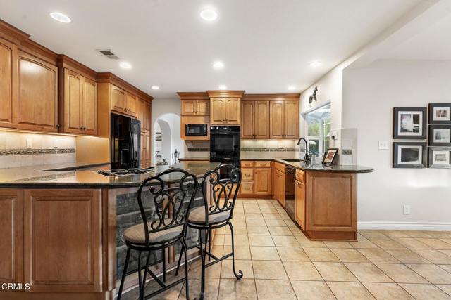 Detail Gallery Image 10 of 30 For 1894 Rambling Rd, Simi Valley,  CA 93065 - 4 Beds | 3 Baths