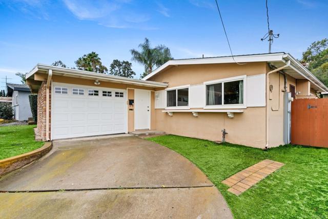 Detail Gallery Image 15 of 22 For 4927 Chateau Drive, San Diego,  CA 92117 - 3 Beds | 1 Baths