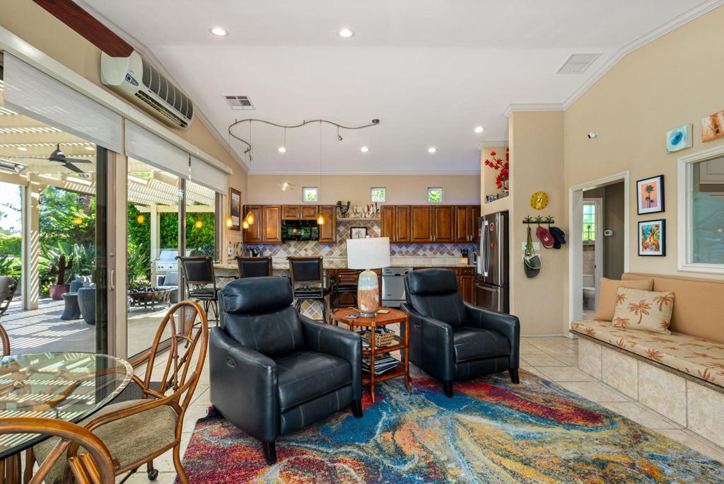 MLS #219138414DA image #18