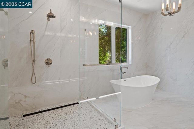 74 Middlefield Rd, Atherton CA: https://media.crmls.org/mediaz/99346335-1a29-4233-a91b-c7ce97ce01fc.jpg