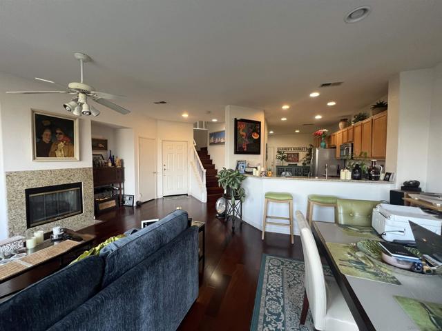 Image 2 of 22 For 10948 Ivy Hill Dr  6