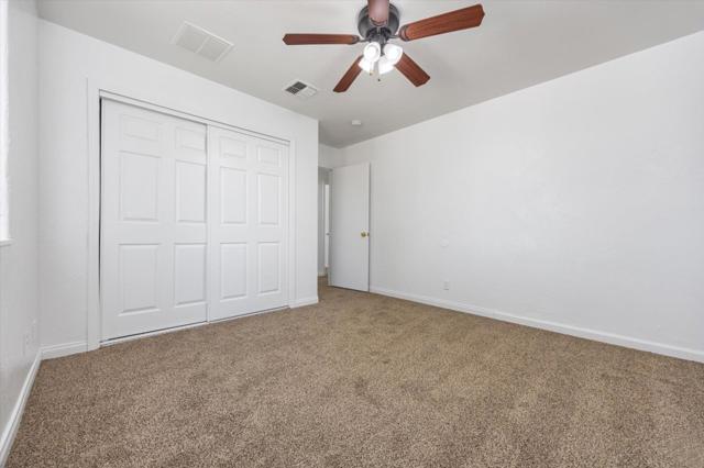 132 Center, Taft CA: https://media.crmls.org/mediaz/9936a968-63e1-4390-9091-c57450f9a6c2.jpg
