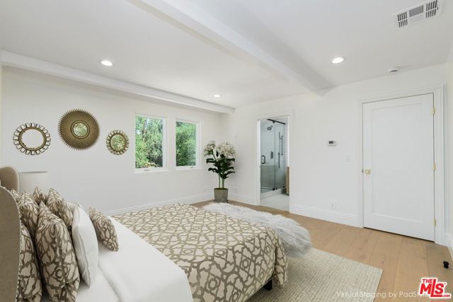 4929 Lakeview Canyon Road, Westlake Village CA: https://media.crmls.org/mediaz/9937623a-5201-4a56-a259-3d48db83baa4.jpg