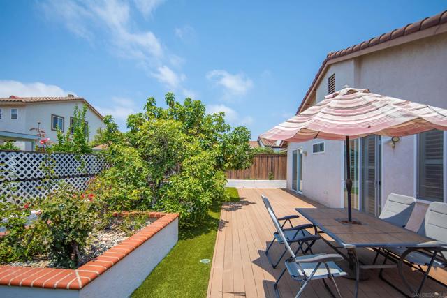 632 Lee Cir, Chula Vista CA: https://media.crmls.org/mediaz/9937d9ce-a8b5-42f4-aee3-534b2bf3ecba.jpg