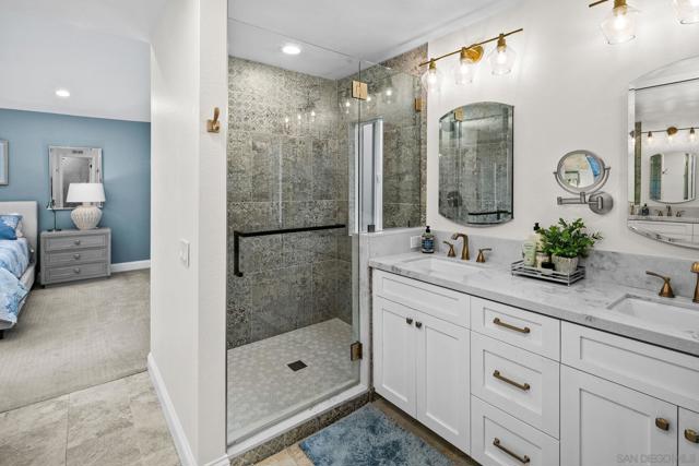 3458 Voyager Cir, San Diego CA: https://media.crmls.org/mediaz/9938aeef-9465-4d6f-a0d2-9ee53c88def6.jpg