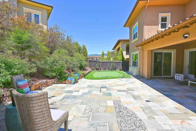 3009 Drysdale St, Danville CA: https://media.crmls.org/mediaz/9939410e-9661-4d38-8bea-a0a1977722dc.jpg