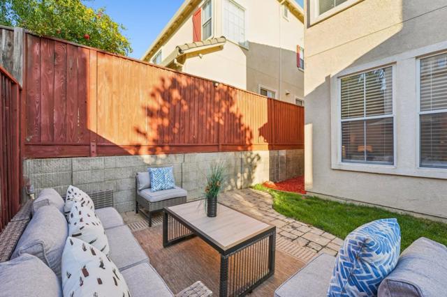 3455 Maroun Place, San Jose CA: https://media.crmls.org/mediaz/993999ac-2117-4b59-9416-12dfb778d293.jpg