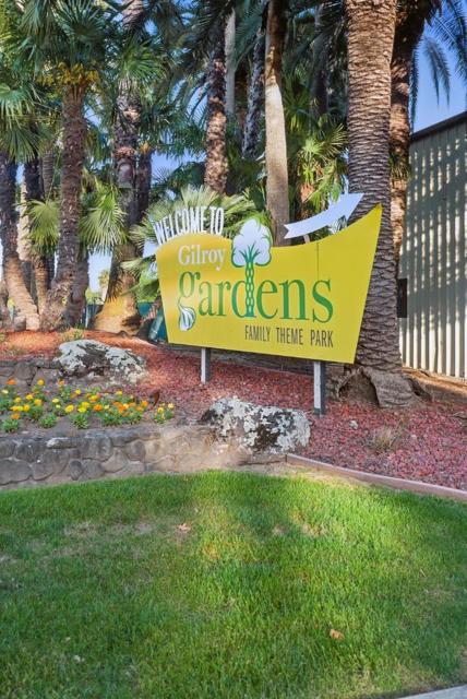 7081 Kirigin Way, Gilroy CA: https://media.crmls.org/mediaz/9939ac24-c6b1-477f-a9f0-6bdb341b272c.jpg