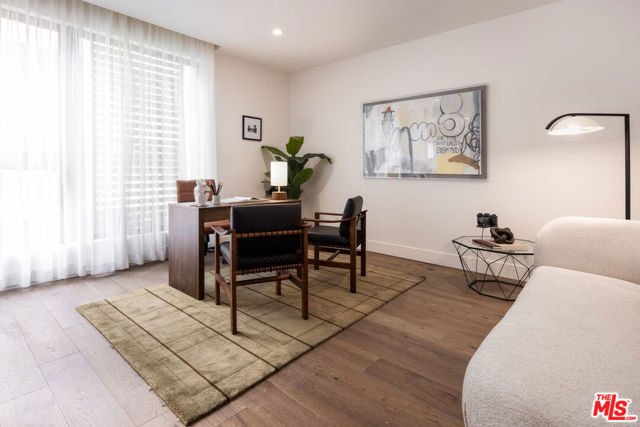 411 S Hamel Road, Los Angeles CA: https://media.crmls.org/mediaz/993a61f3-0be5-4aed-a2de-f1061ff21ec3.jpg