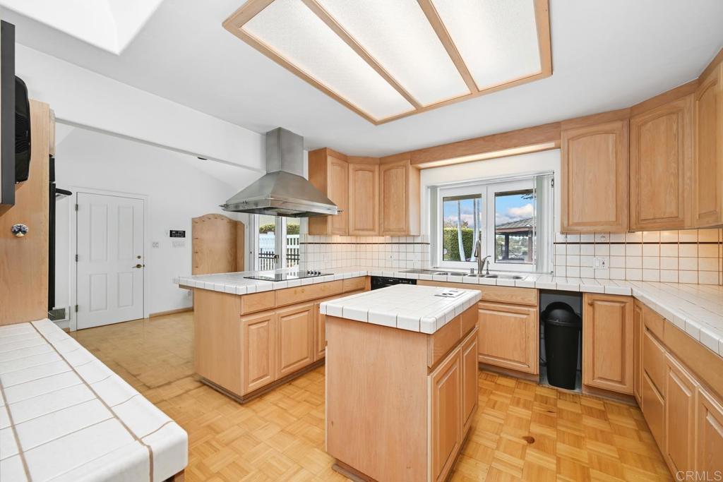 5874 Lamas Street - photo 9