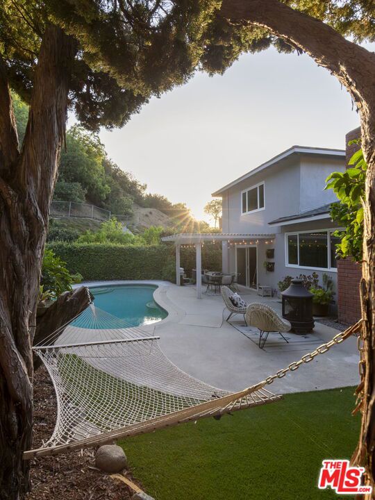 4061 Marchena Drive, Los Angeles CA: https://media.crmls.org/mediaz/993a9ebc-afea-4351-b118-b09d092b1b00.jpg