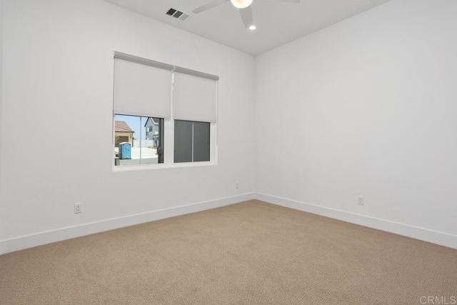 Detail Gallery Image 10 of 39 For 1208 Stonemark Place #MAIN HOUSE,  Vista,  CA 92081 - 6 Beds | 5 Baths