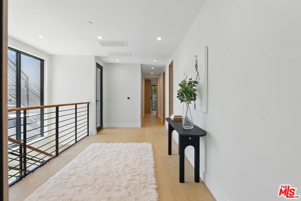 4906 Van Noord AvenueSherman Oaks image #28