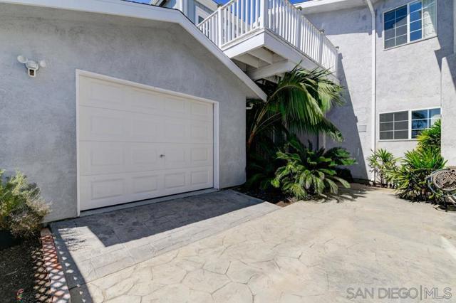 4554 Limerick Way, San Diego, California 92117, 5 Bedrooms Bedrooms, ,4 BathroomsBathrooms,Single Family Residence,For Sale,Limerick Way,240019390SD