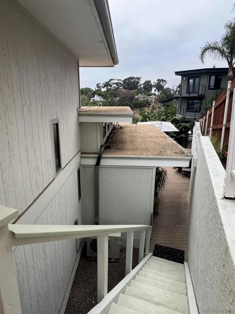 Image 10 of 28 For 1694 Torrance St