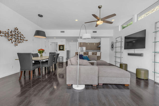 350 Goleta Way, Palm Springs CA: https://media.crmls.org/mediaz/993d920e-f1eb-47bb-92b3-41365eb8b705.jpg