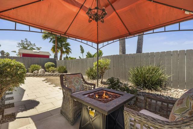 724 Hollowglen Road, Oceanside CA: https://media.crmls.org/mediaz/993e3000-83bf-482f-95d7-4bf4d85d4526.jpg