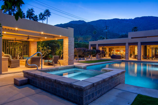 630 N Cahuilla Road, Palm Springs CA: https://media.crmls.org/mediaz/993fe601-f225-4480-b7b7-d3aa1aa00e1d.jpg