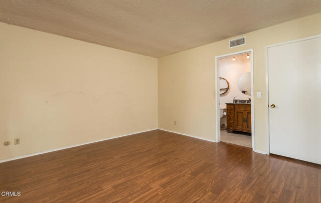 Detail Gallery Image 16 of 55 For 3820 4th Ave, La Crescenta,  CA 91214 - 3 Beds | 2 Baths