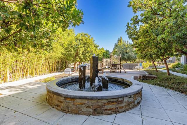 1890 Trento Loop, Milpitas CA: https://media.crmls.org/mediaz/99403017-cf71-4347-b7b0-9ecf832636d9.jpg