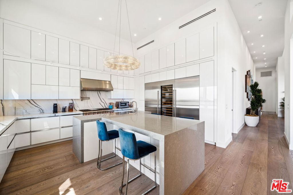 MLS #25535767 image #14