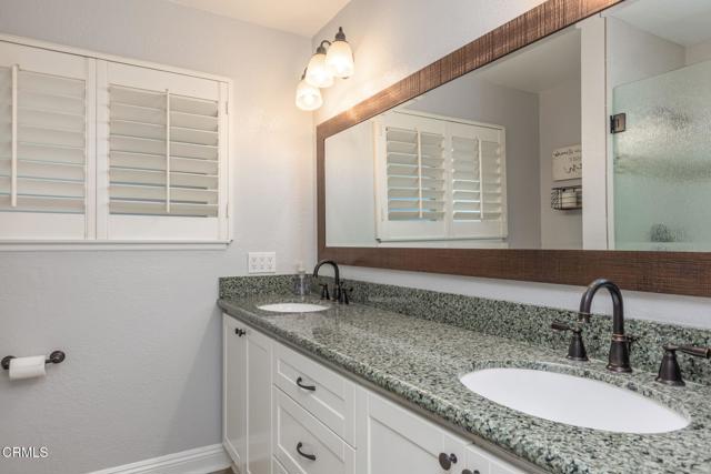 1091 Bradford Avenue, Camarillo CA: https://media.crmls.org/mediaz/9941b863-04b2-4038-9e3e-b3fb8200f509.jpg