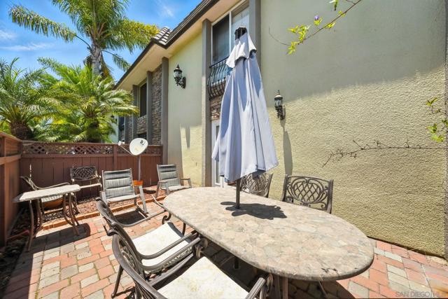 6666 Beadnell Way, San Diego CA: https://media.crmls.org/mediaz/9941cd44-bf0e-4353-aa61-9eeda6cc01f3.jpg