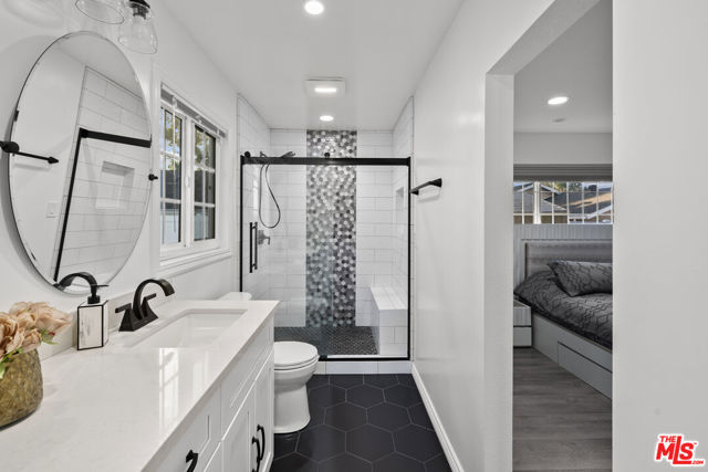 18352 Donmetz Street, Porter Ranch CA: https://media.crmls.org/mediaz/9942a8a4-479c-4259-81ed-4ec559d06fe5.jpg