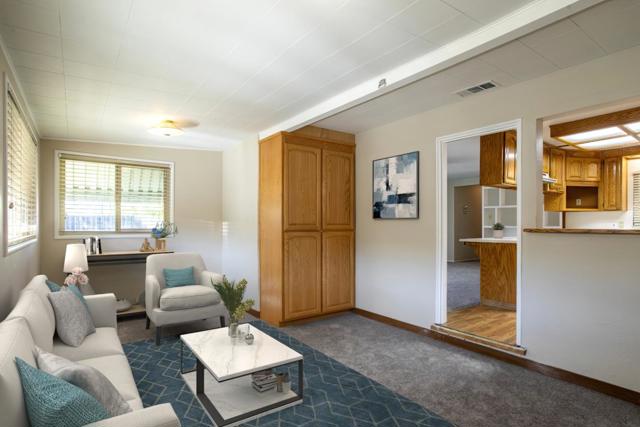 1654 Minnesota Street, Fairfield CA: https://media.crmls.org/mediaz/99432133-7576-4a87-9887-d3e8930d9489.jpg