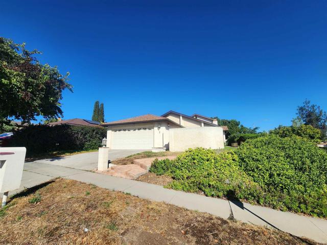 Detail Gallery Image 34 of 41 For Address Is Not Disclosed, Escondido,  CA 92026 - 5 Beds | 3 Baths