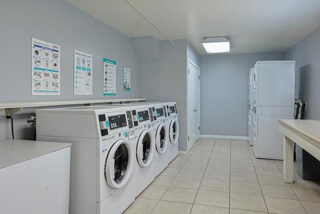 3454 Castle Glen Dr., San Diego CA: https://media.crmls.org/mediaz/99463f84-97dd-42e8-9a02-26b03dd05cb5.jpg