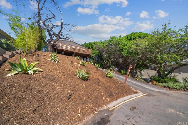 Detail Gallery Image 32 of 37 For 4397 Cartagena Dr, San Diego,  CA 92115 - 4 Beds | 2 Baths