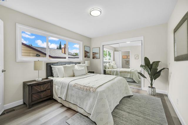 19157 San Miguel Ave, Castro Valley CA: https://media.crmls.org/mediaz/9947f461-29bb-4acc-9fc1-b623d00aa64f.jpg