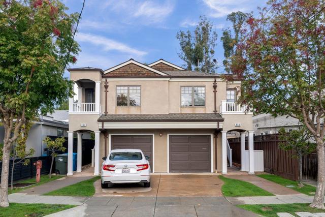 806 Edgehill Drive, Burlingame CA: https://media.crmls.org/mediaz/99484898-38bd-4636-87e3-074ccc8353dc.jpg