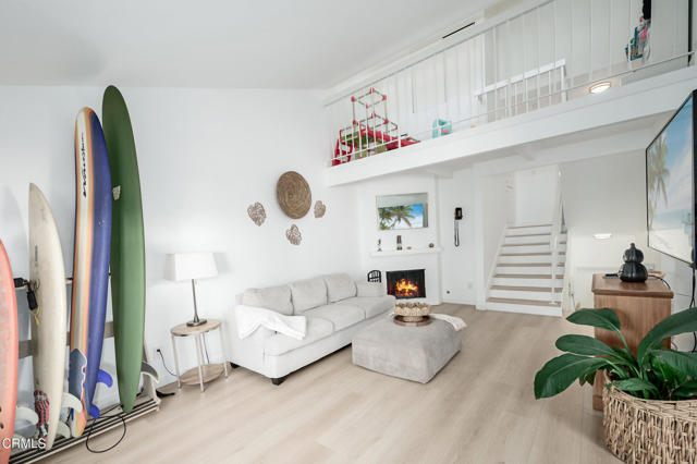 Detail Gallery Image 9 of 47 For 1209 Ramona Dr, Newbury Park,  CA 91320 - 2 Beds | 1/1 Baths