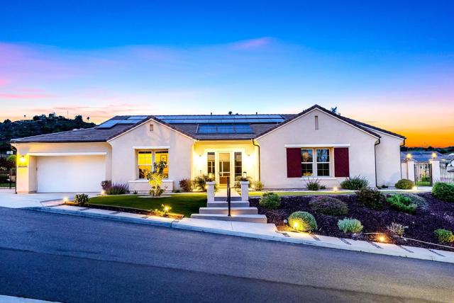21992 Wilgen Rd, Escondido CA: https://media.crmls.org/mediaz/9948ac39-7d2c-48af-a53d-ade6ce670267.jpg