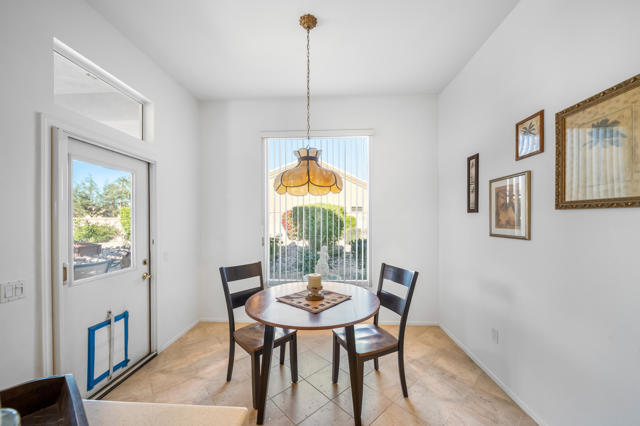 37718 Medjool Avenue, Palm Desert CA: https://media.crmls.org/mediaz/9949b6bf-b4c5-4e0c-b346-a98acf5afbd5.jpg