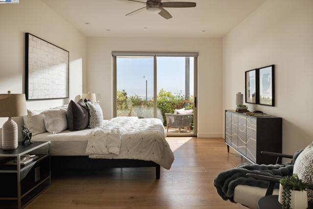 1615 Vinehill Court, Fremont CA: https://media.crmls.org/mediaz/9949f9aa-d7de-440e-9c1d-c35b38859986.jpg