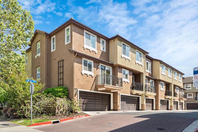 1180 Glin Terrace, Sunnyvale CA: https://media.crmls.org/mediaz/994a530f-896d-4ef0-9cf4-15d572423274.jpg