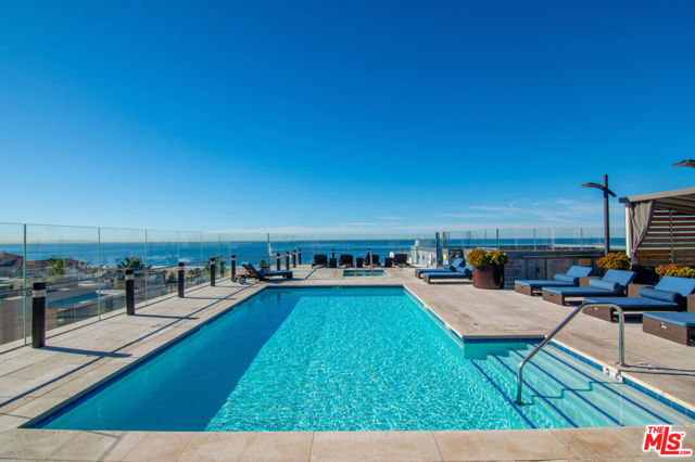 1755 Ocean Avenue, Santa Monica CA: https://media.crmls.org/mediaz/994a8b4c-3900-4bde-a198-72eeed9cc292.jpg