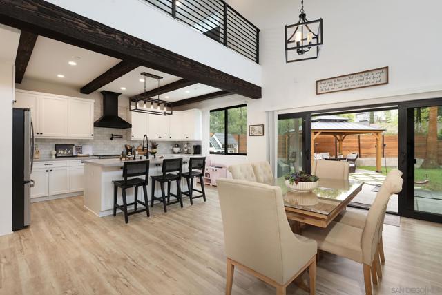 1686 88 Gecko Road, Vista CA: https://media.crmls.org/mediaz/994ba768-0f98-4350-a01d-7d57fd7a64b2.jpg