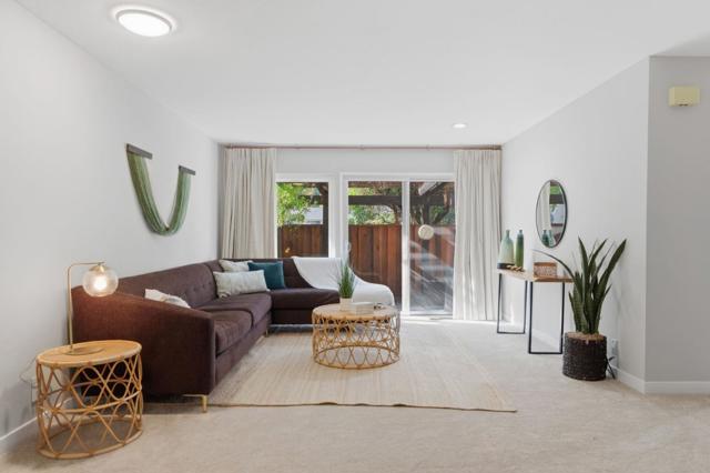 10969 Northshore Square, Cupertino CA: https://media.crmls.org/mediaz/994bb48c-a85f-4b22-ad2e-8e888ba85a73.jpg