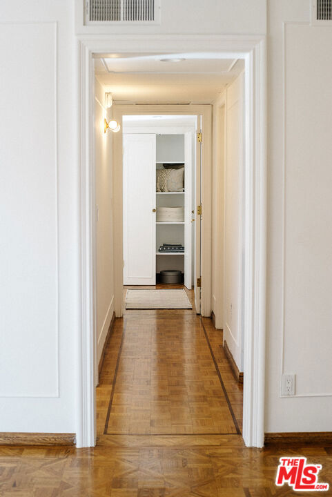 1242 S Barrington Avenue, Los Angeles CA: https://media.crmls.org/mediaz/994cf1fa-919b-440b-a8fe-0dd23e1407a9.jpg