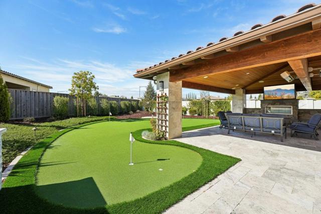 18735 Corte Paterna, Morgan Hill CA: https://media.crmls.org/mediaz/994db781-855c-4631-87f2-47498b46f270.jpg