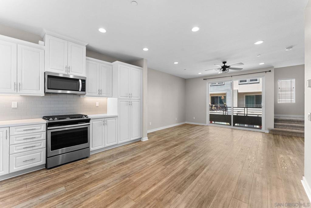 2580 Escondido Blvd - photo 11