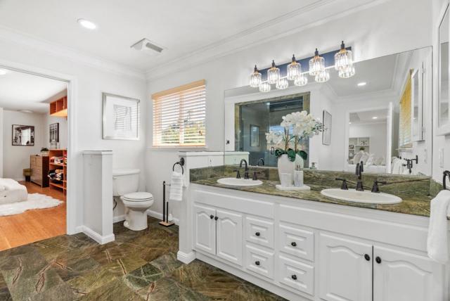 10500 Creston Drive, Los Altos CA: https://media.crmls.org/mediaz/994eba30-9b6b-4478-8c3b-45640ccfa7a7.jpg