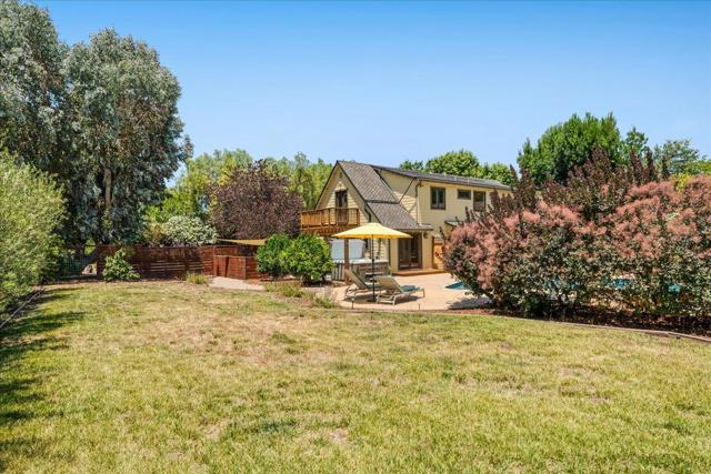 21400 Tierra Grande Court, San Jose CA: https://media.crmls.org/mediaz/994f8fd6-5c55-46d8-b8ee-f65aefe64756.jpg