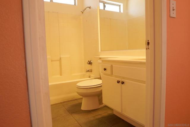806 W Ave H5, Lancaster CA: https://media.crmls.org/mediaz/994fac58-0992-4b3a-ba87-d84ed579e81e.jpg