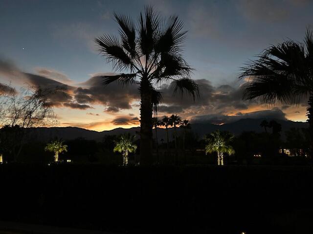 38 Burgundy, Rancho Mirage CA: https://media.crmls.org/mediaz/995036ed-8cf4-458c-9b1e-0e36309ce104.jpg